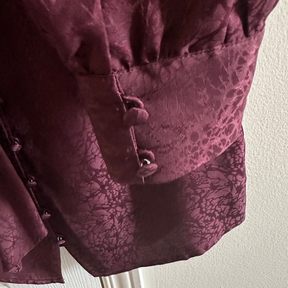 Aritzia blouse - Picture 7 of 9